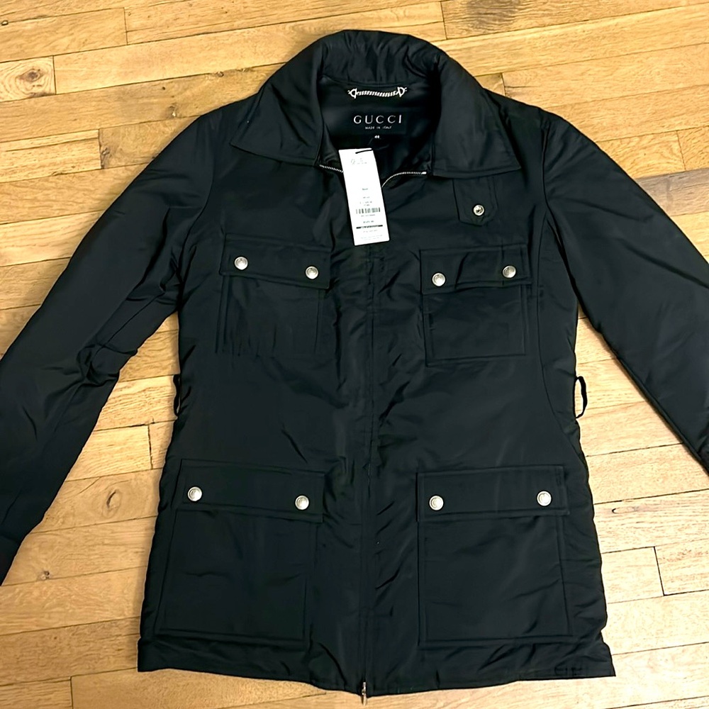 EUC Authentic Gucci Black Nylon 1995 Mid Weight Winter Coat Unisex/Men’s size 46